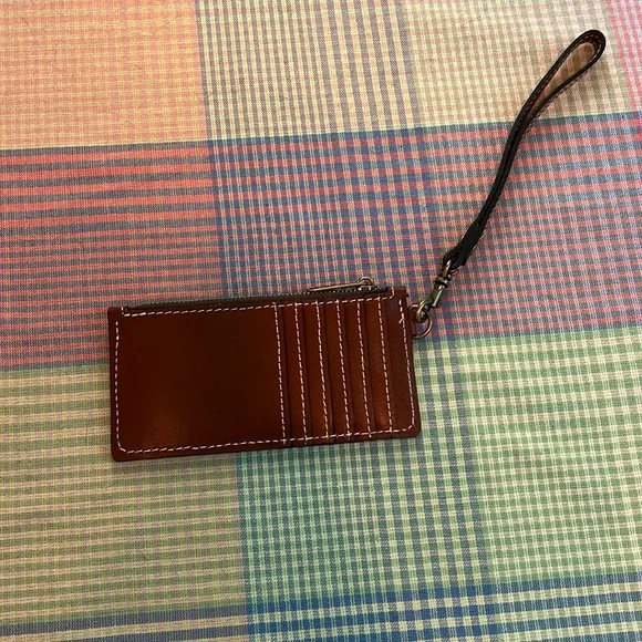 Patricia Nash wristlet - Picture 2 of 2